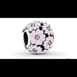 Primrose Meadow Pandora charm Pink. 1 of 2